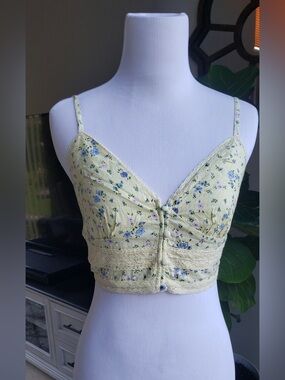 Aeropostale Pale Yellow Floral Smocked Cami